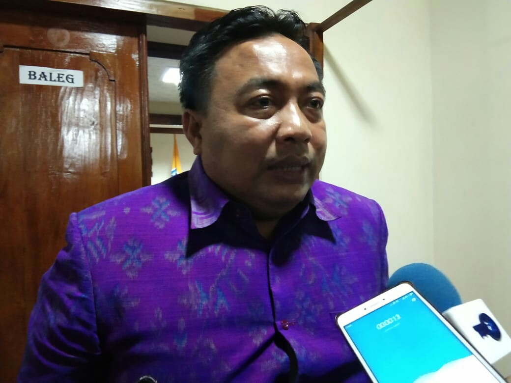 Dokumentasi dari - Raperda Ketenagakerjaan Akan Susun Upah Sektoral 
