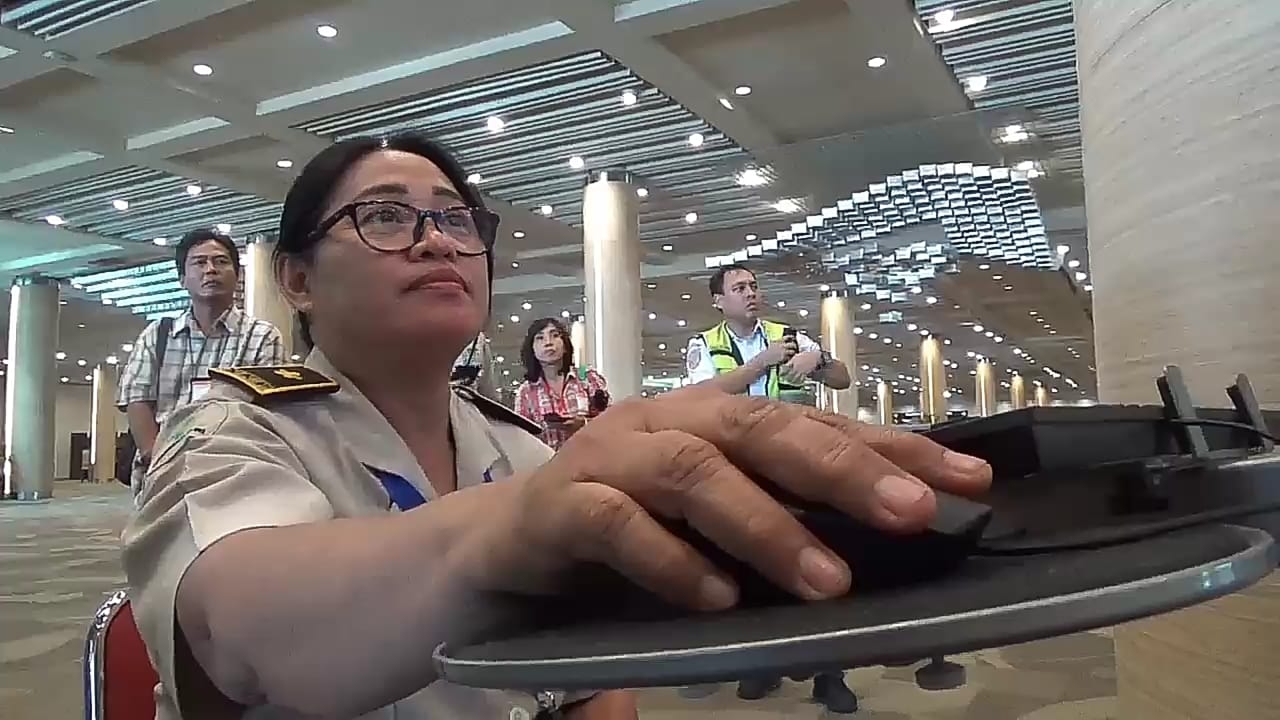 Dokumentasi dari - Bandara Ngurai Rai Cegah Masuknya Cacar Monyet ke Bali