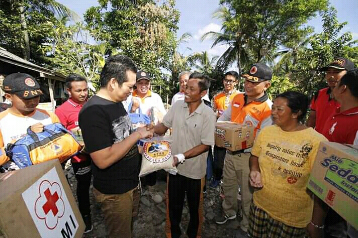 Dokumentasi dari - Wakil Bupati Jembrana Tengok Korban Kebakaran.