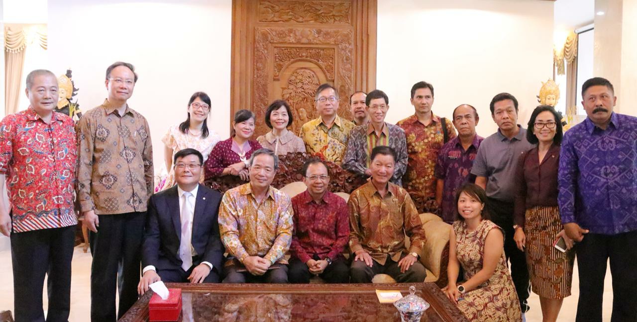 Dokumentasi dari - Gubernur Koster dan Nyonya Diundang ke Taiwan 
