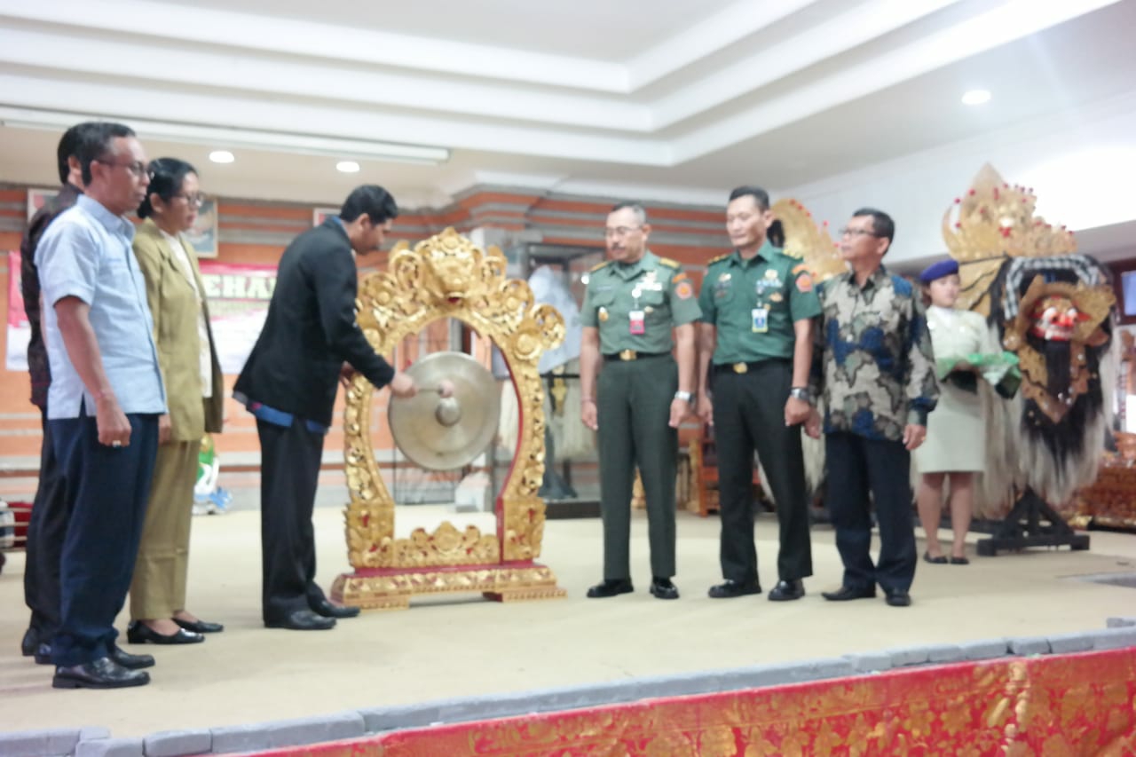 Dokumentasi dari - IHDN Denpasar Gelar Seminar Bela Negara