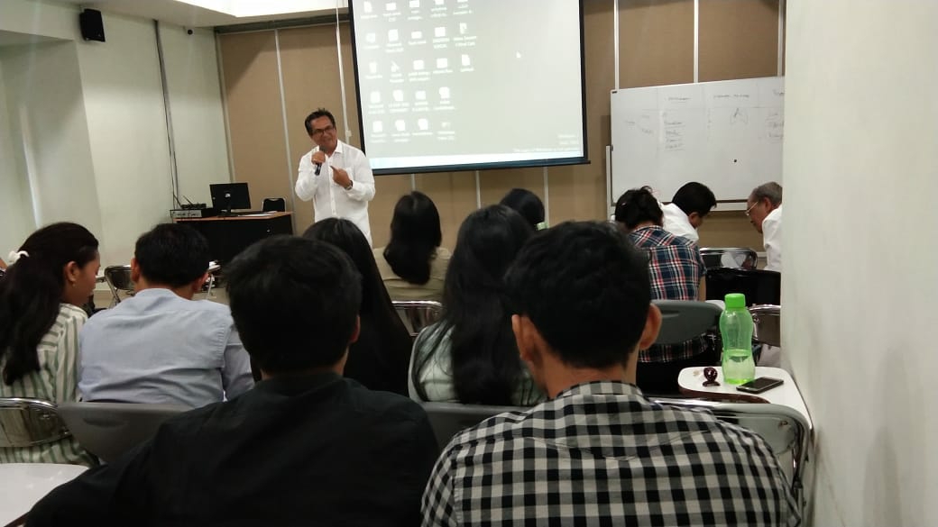 Dokumentasi dari - Mahasiswa FKIK Unwar Latihan Yoga dan Meditasi