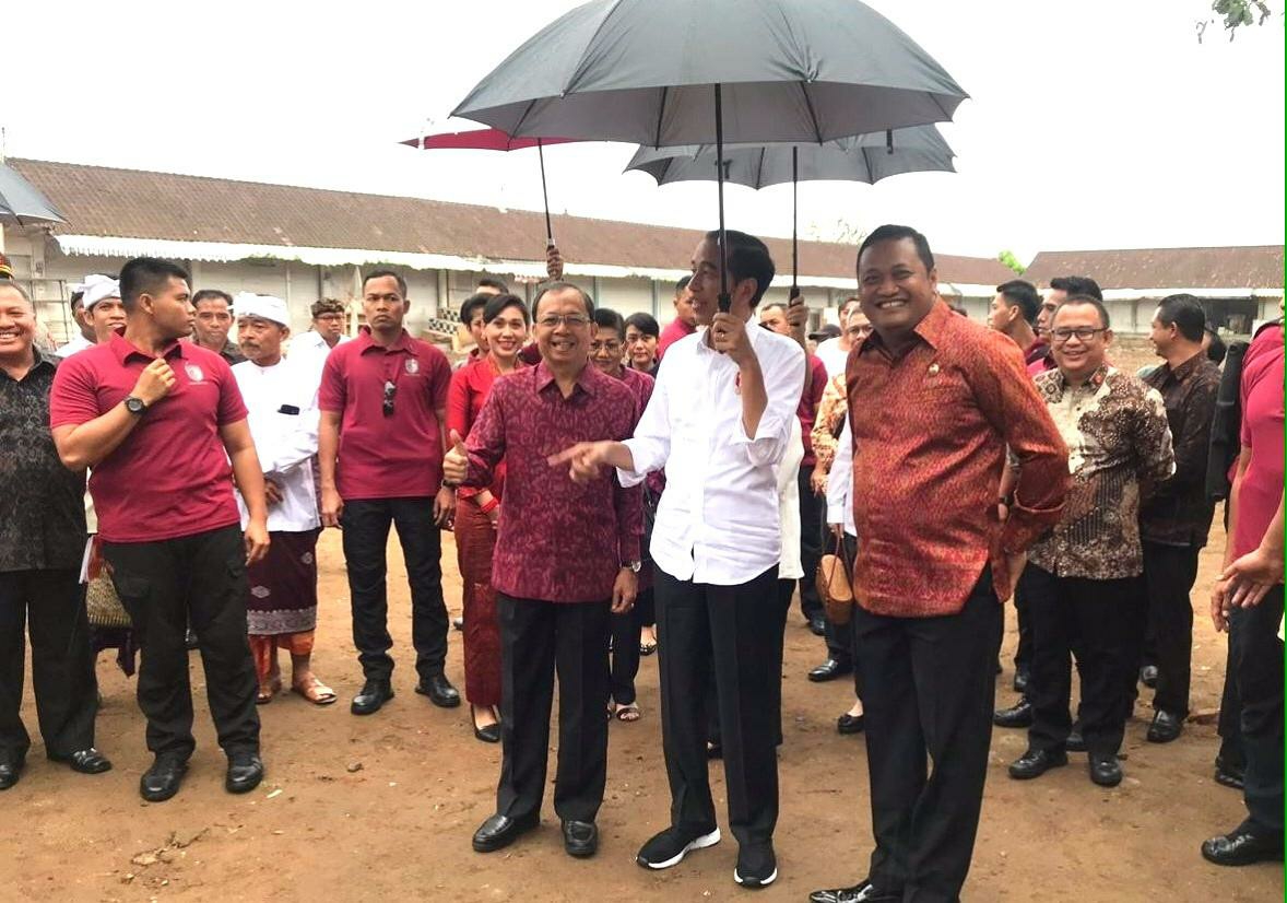 Dokumentasi dari - Presiden Jokowi Tinjau Proyek Revitalisasi Pasar Sukawati