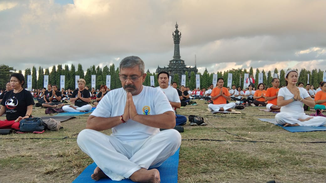 Dokumentasi dari - Yoga Berkelanjutan Menjadikan Individu Lebih Baik Gunakan Pengetahuan