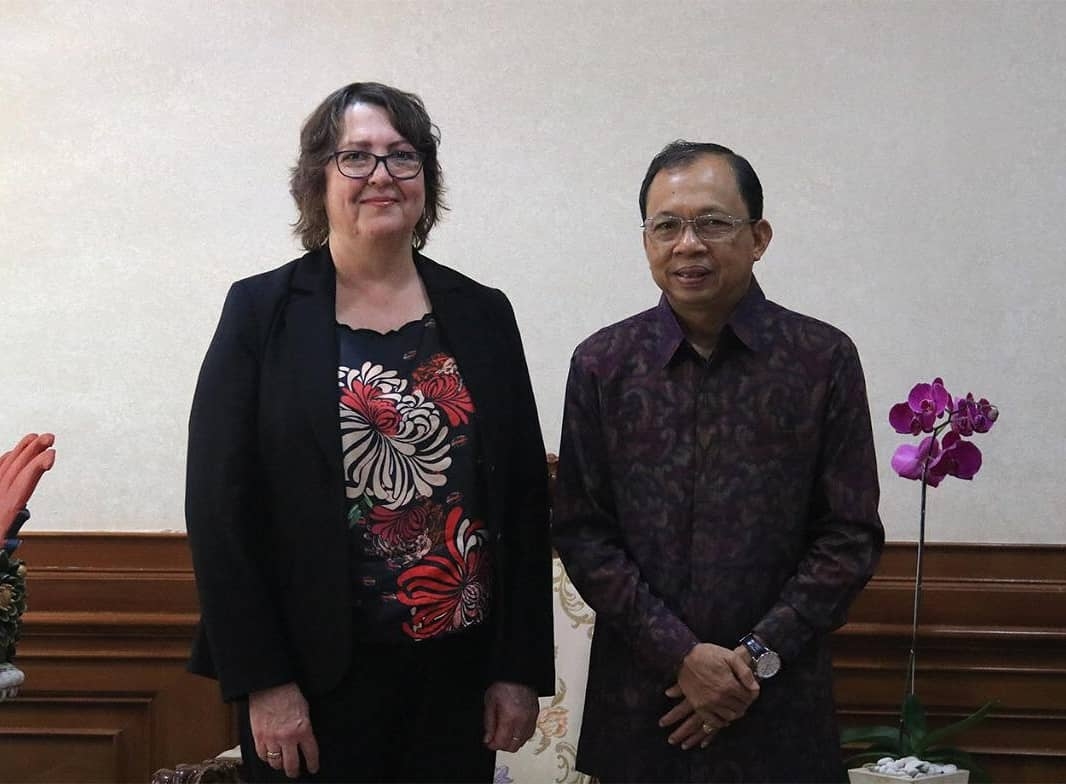 Dokumentasi dari - Australia Praises the Measure of Bali to Clean Up Plastic Waste