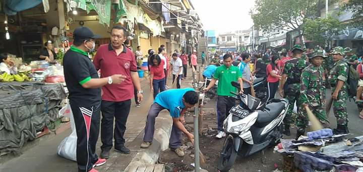 Dokumentasi dari - Kota Singaraja Dibuat Bersih dari Sampah Plastik 