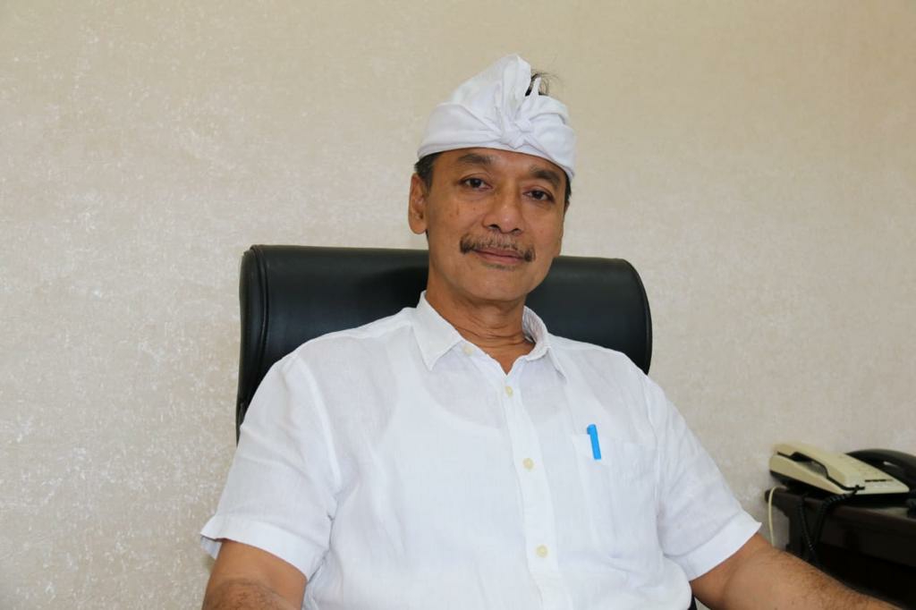 Dokumentasi dari - Koster-Cok Ace Anjurkan Krama Bali Miliki Empat Anak     