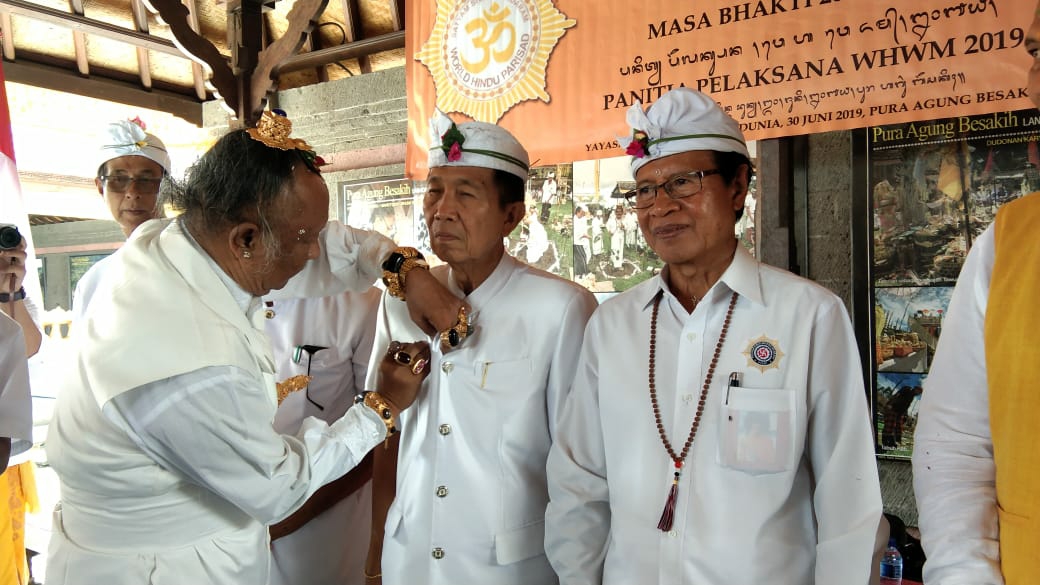 Dokumentasi dari - Kemahiran Presiden WHP Pastika Optimis Terwujud “Hindu for Better Life”