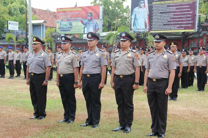 Dokumentasi dari - 45 Personil Polres Buleleng Dinaikkan Pangkatnya Setingkat Lebih Tinggi