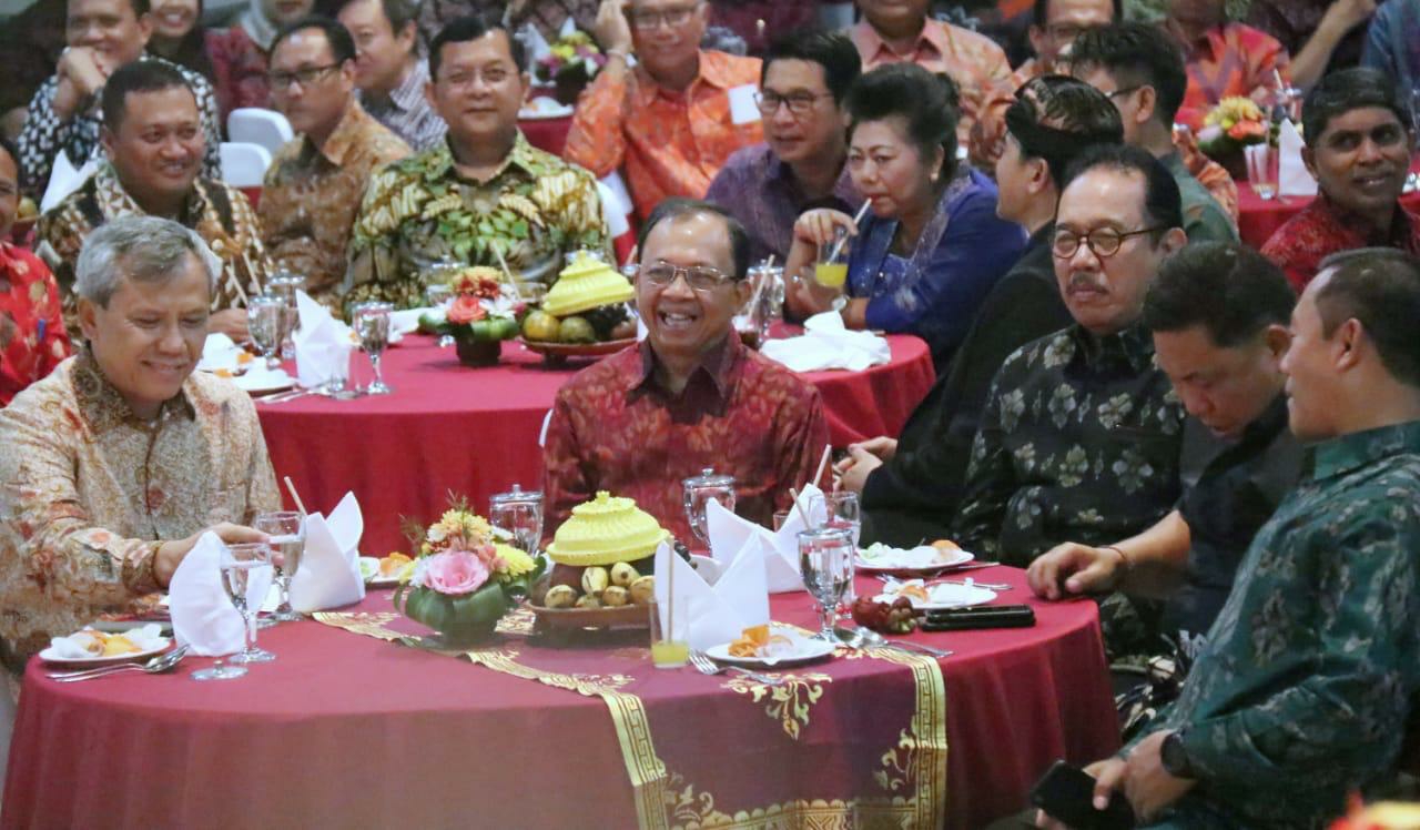 Dokumentasi dari - Pisah Sambut Kajati Bali, Gubernur Koster Ajak Menjaga Bali