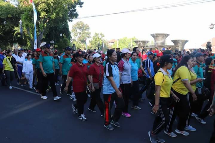Dokumentasi dari - Jalan Santai Menyambut Hari Koperasi ke-72 Kabupaten Buleleng