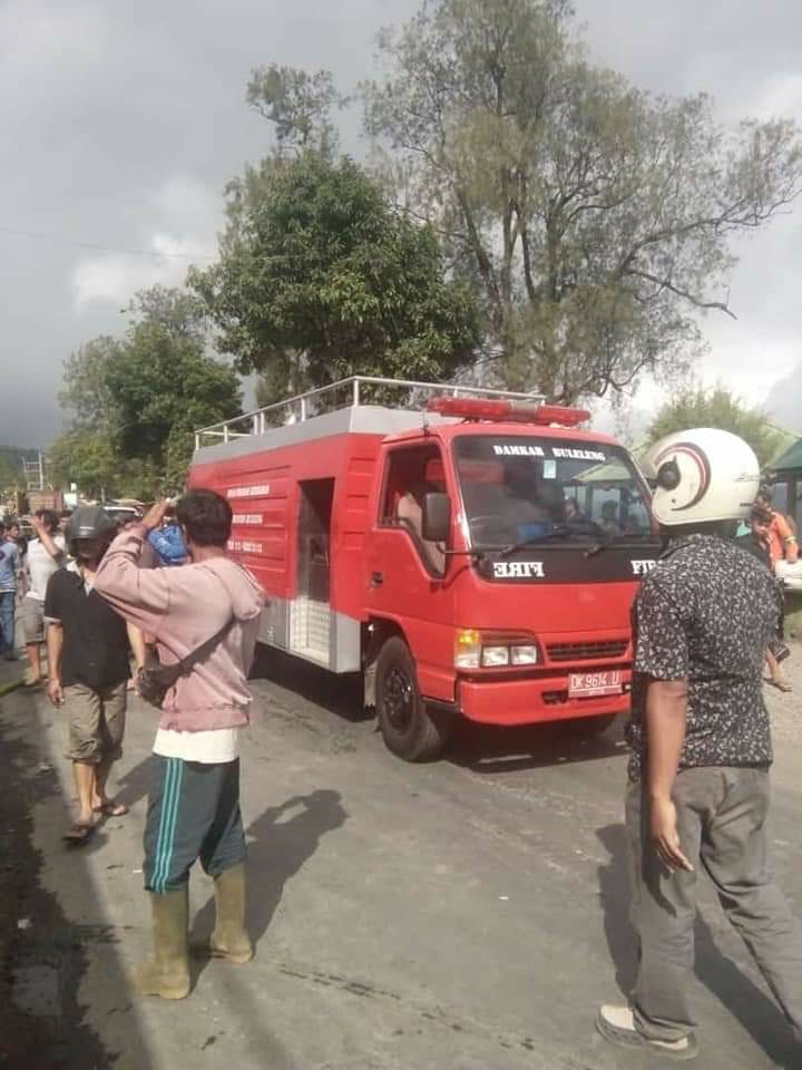 Dokumentasi dari - Toko Sembako, Palen-palen dan Gas Elpiji Ludes Terbakar Kerugian Hampir Rp5 Miliar