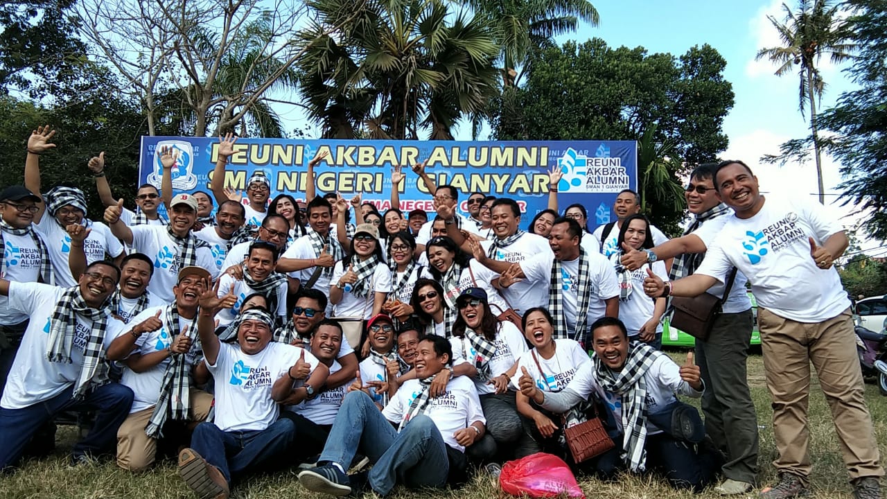 Dokumentasi dari - Bupati Mahayastra Harap Alumni Aktif Bangun Gianyar 