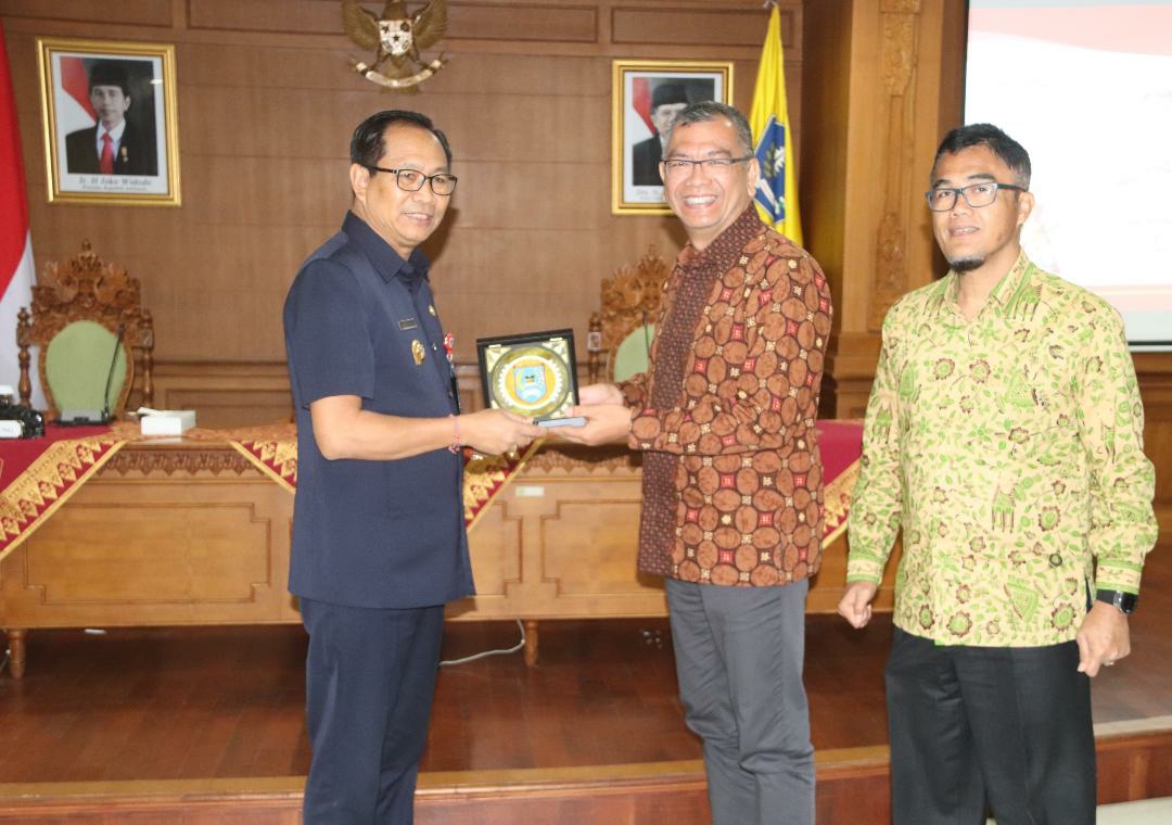Dokumentasi dari - Wabup Suiasa Terima Walikota Payakumbuh