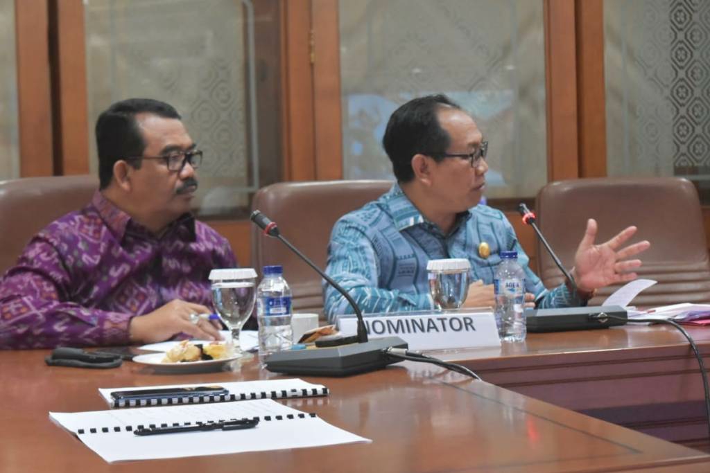 Dokumentasi dari - Wabup Suiasa  Paparkan Indeks Daya Saing Daerah
