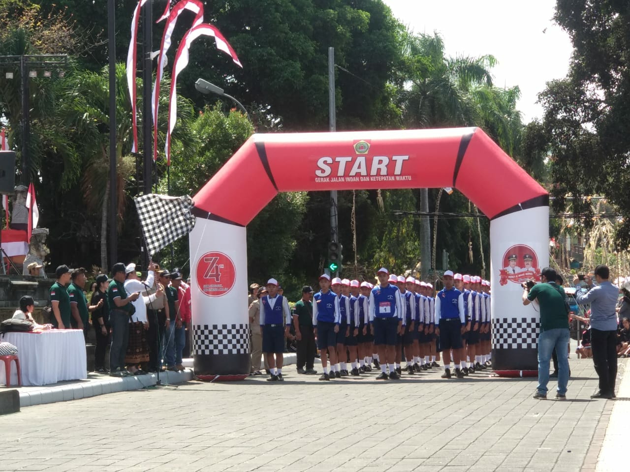 Dokumentasi dari - Lomba Gerak Jalan Ketepatan Waktu 