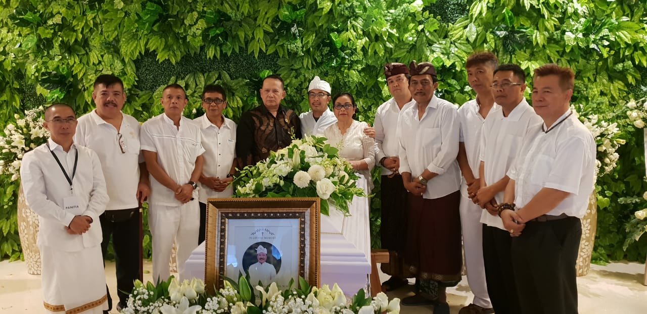 Dokumentasi dari - PUISI BEBAS UNTUK
SAHABATKU,SENIORKU FRANS BAMBANG SISWANTO.