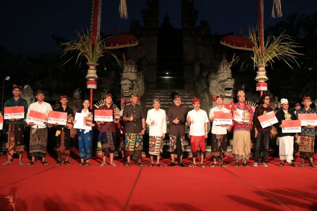 Dokumentasi dari - Gubernur Koster Undang Masyarakat ke Pameran Pembangunan di Art Center