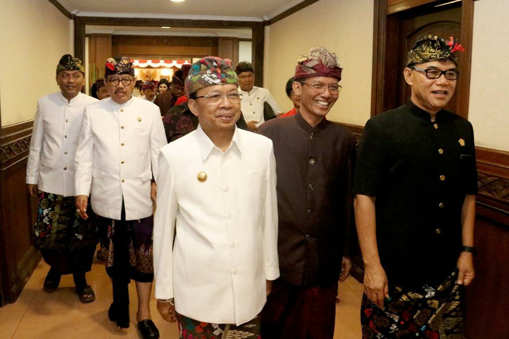 Dokumentasi dari - Gubernur Koster Ajak Bupati dan Wali Kota Hapuskan Sikap Egoisme Sektoral