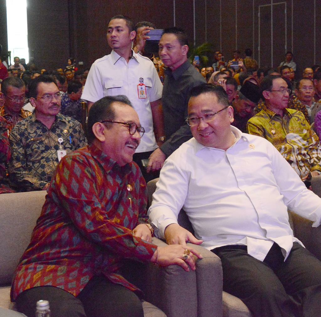 Dokumentasi dari - Cok Ace Berharap APKASI 2019 Ada Ide Baru Bagi Peningkatan Layanan Publik