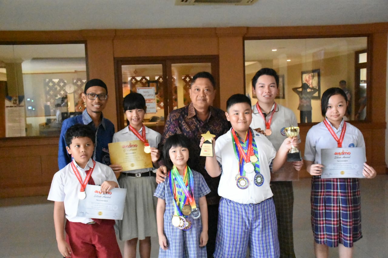 Dokumentasi dari - Tujuh  Siswa  Denpasar Lolos Olimpiade Internasional di Hongkong