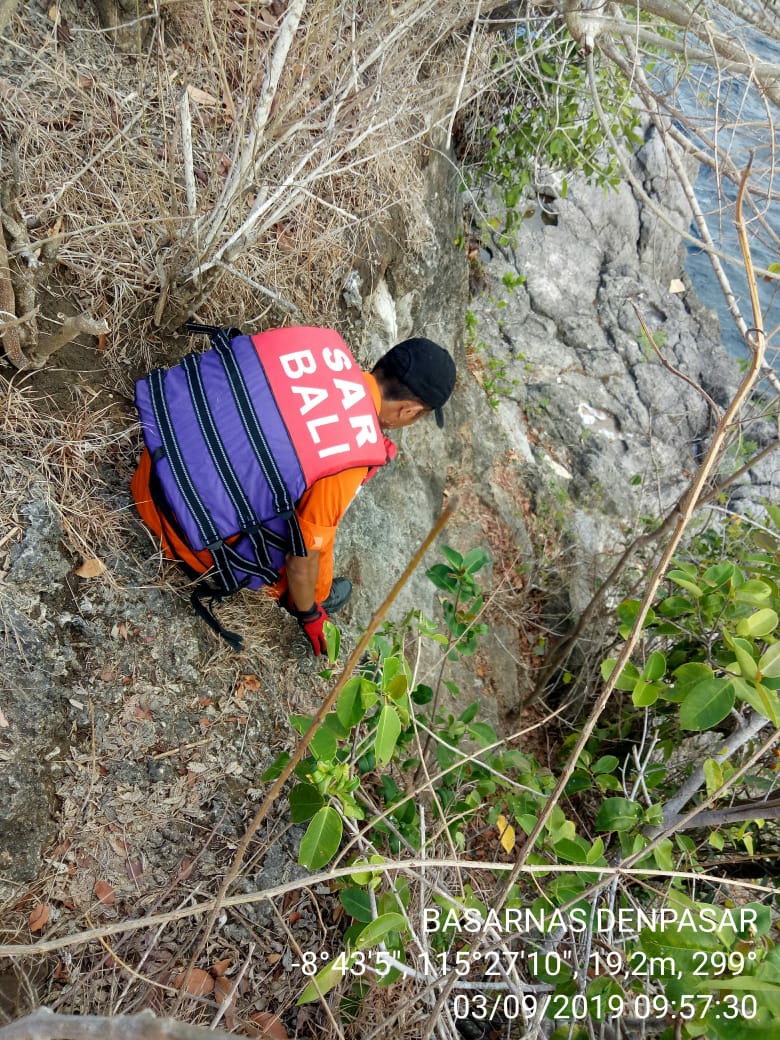 Dokumentasi dari - Seorang Pemuda Hilang Saat Mencari Pakan Ternak di Nusa Penida