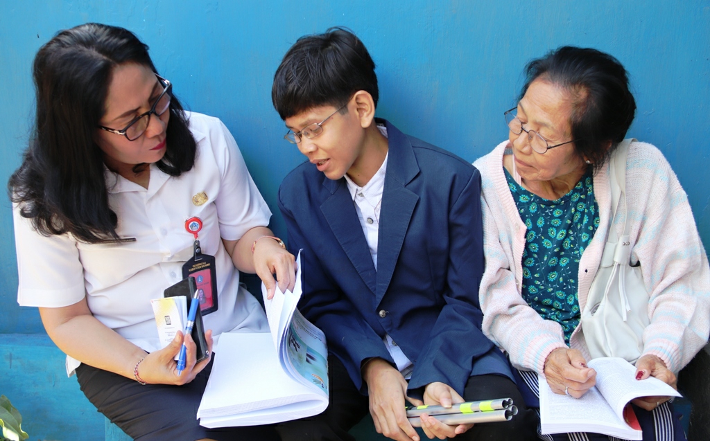 Dokumentasi dari - Perpustakaan Mini Khusus untuk Tuna Netra 