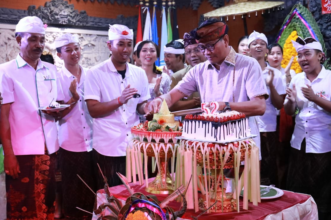 Dokumentasi dari - Saat Rayakan HUT ST Dharma Laksana Terima Dana Motivasi Rp 29 Juta