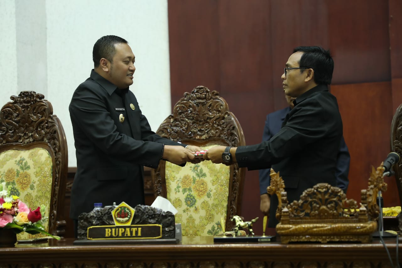 Dokumentasi dari - DPRD Gianyar Setujui Ranperda APBD 2019 Menjadi Perda