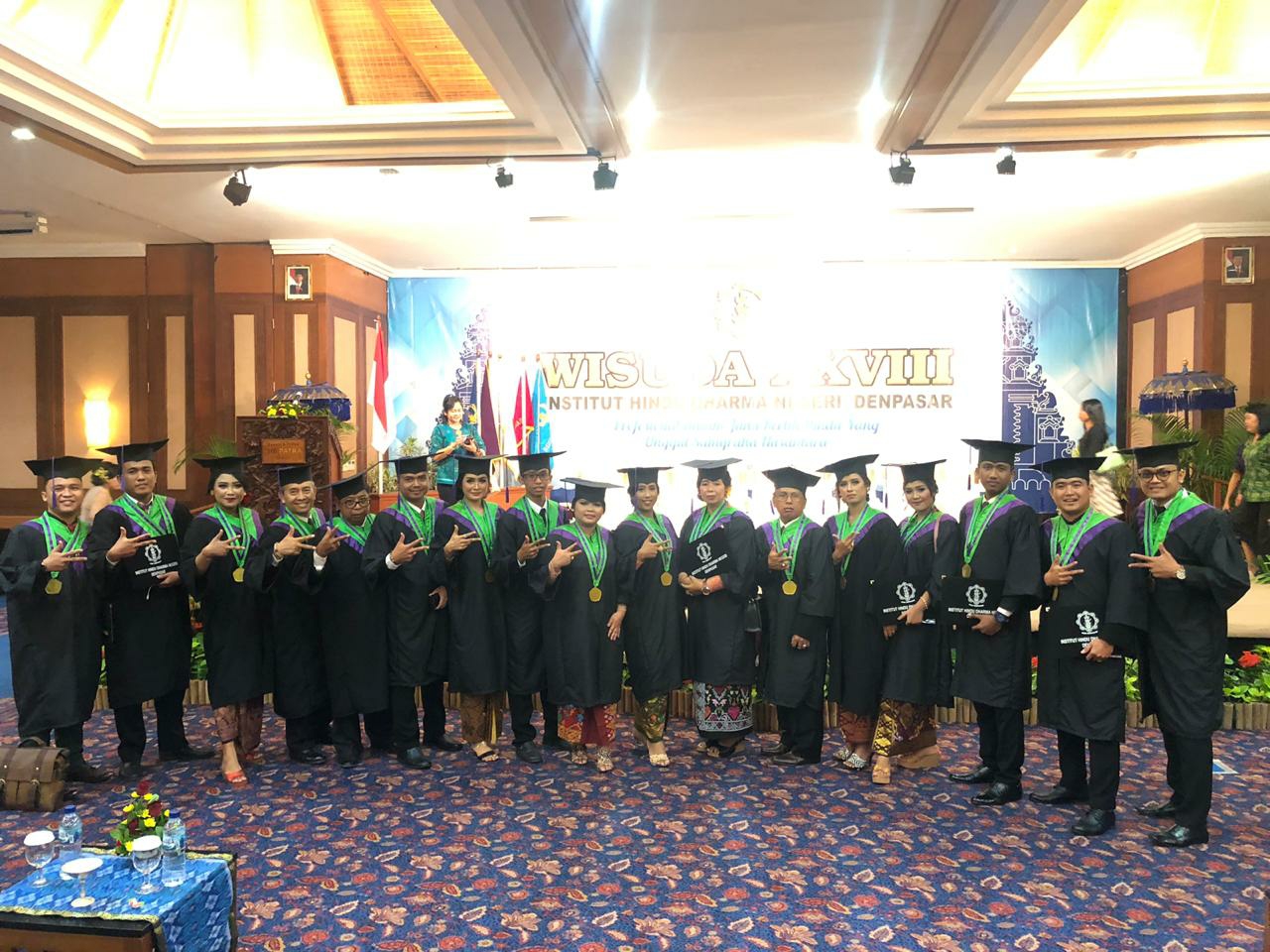 Dokumentasi dari - IHDN Denpasar Mewisuda 282 Sarjana