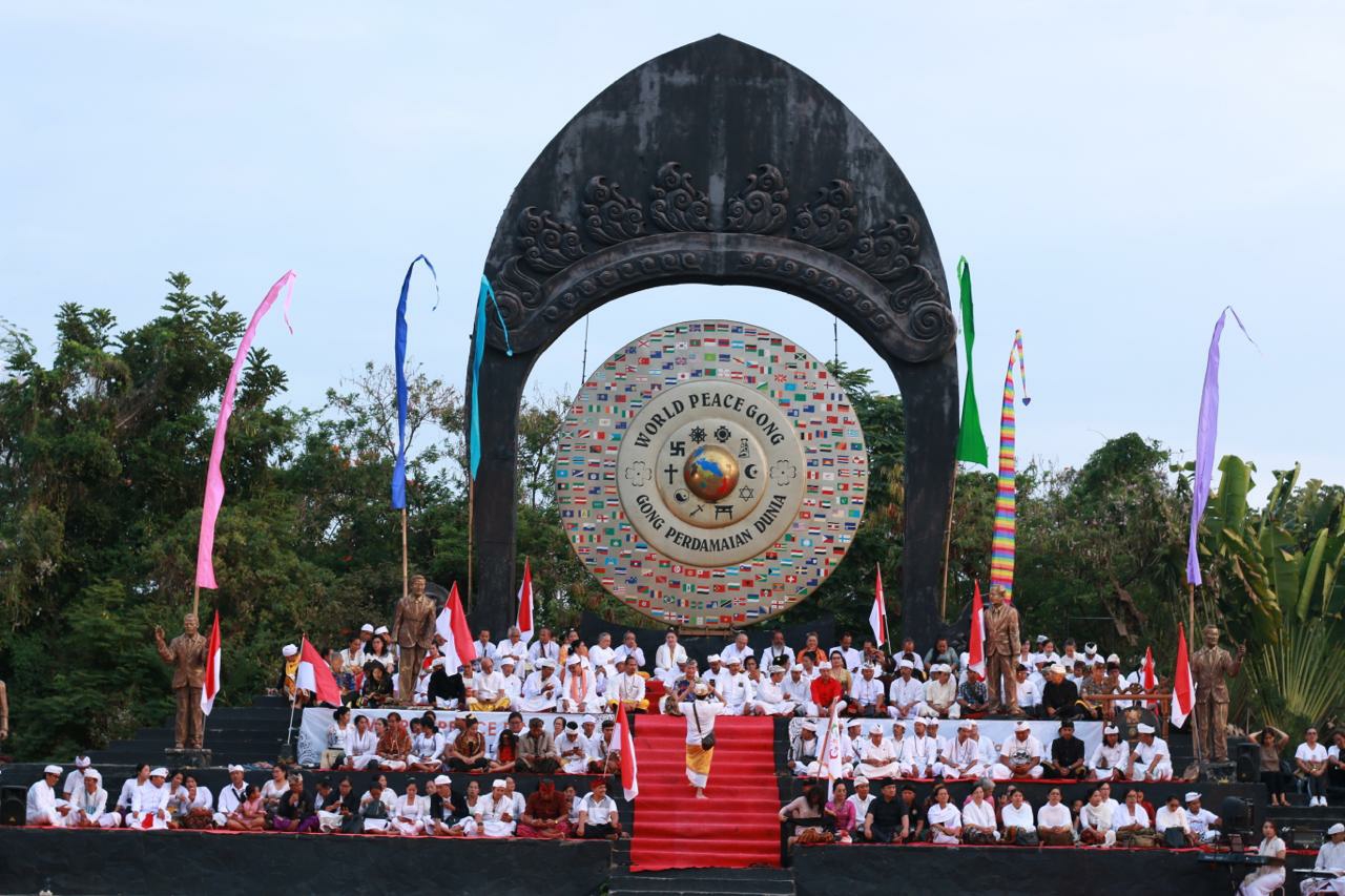 Dokumentasi dari - Gema Perdamaian ke-17: Damailah Bangsaku Jayalah Negeriku 