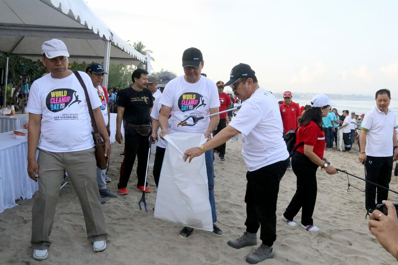 Dokumentasi dari - Cok Ace Minta Peduli Bersih Lingkungan Menjadi Gaya Hidup Masyarakat Milenial.
