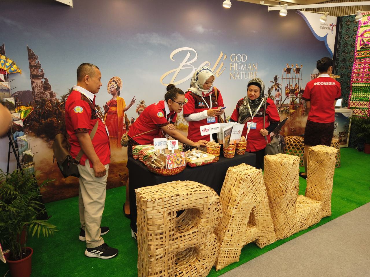 Dokumentasi dari - STPBI Juara MICE Sustanaibility Award di Taiwan