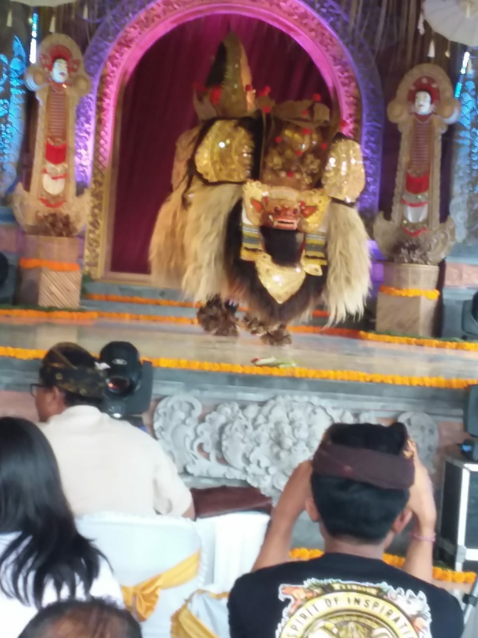 Dokumentasi dari - Bendesa Adat Canggu Buka Lomba Bapang Barong dan Mekendang Tunggal