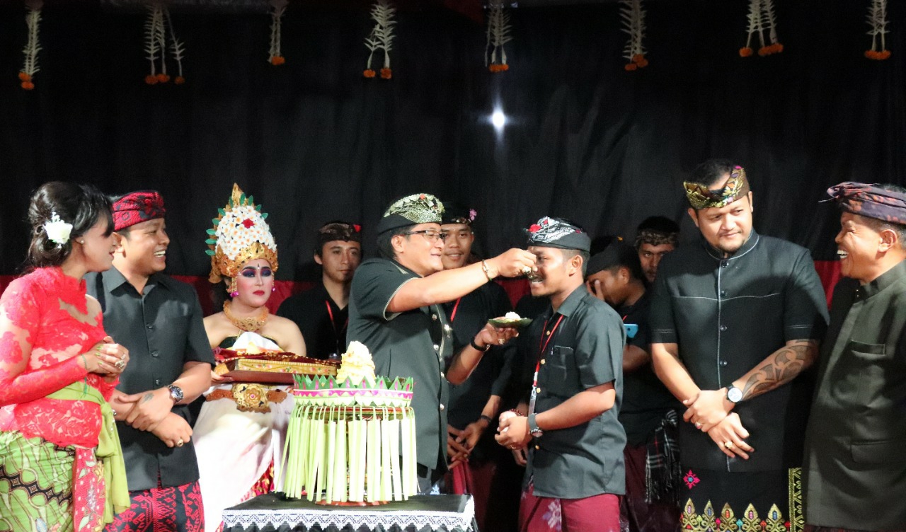Dokumentasi dari - Bupati Giri Pasta mengajak Masyarakat Bersatu