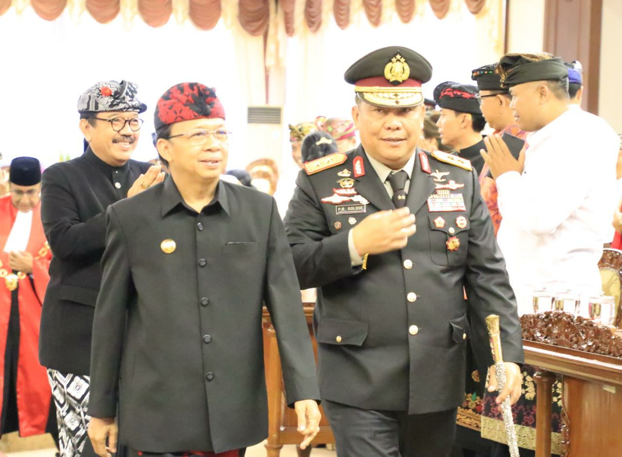Dokumentasi dari - Gubernur Koster Ajak Dewan Sinergi Selesaikan Permasalahan Bali