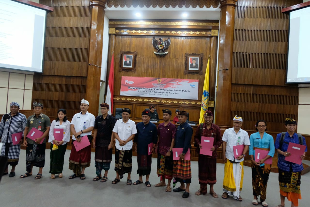 Dokumentasi dari - Anugerah Keterbukaan Informasi Publik 2019, Gianyar Raih Penghargaan