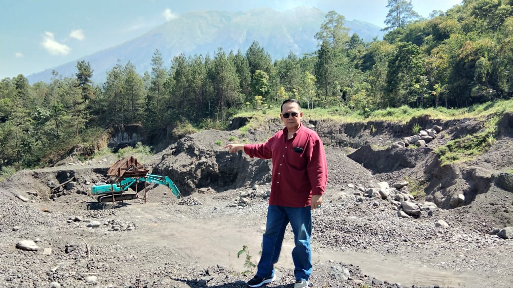 Dokumentasi dari - Ketum BIPPLH Subudi Pantau Galian C Karangasem Tak Terkontrol Rusak Kawasan Suci Hutan Gunung Agung 