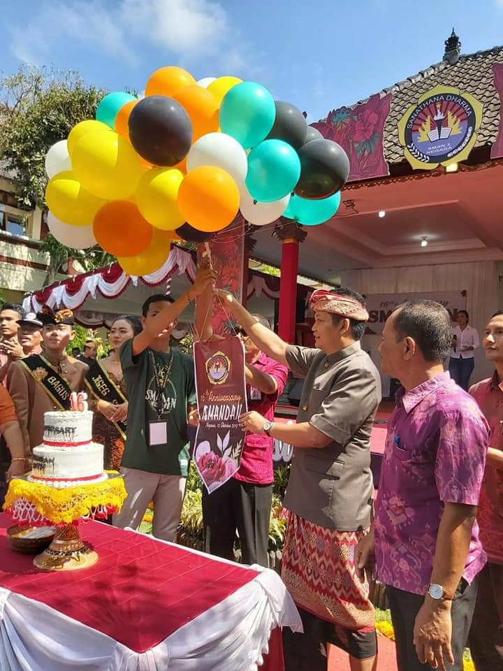 Dokumentasi dari - SMAN 2 Negara Bersama Alumni Rayakan HUT ke - 16