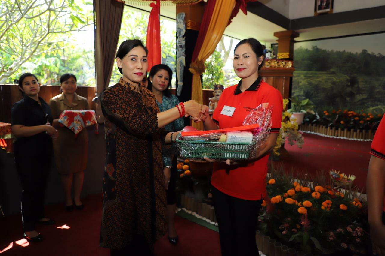 Dokumentasi dari - 25 Kader Salon Desa Ikuti Pelatihan Uji Kompetensi Secara  Gratis