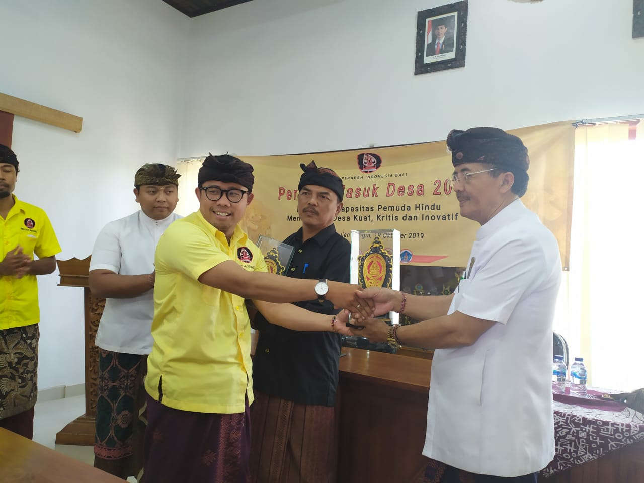 Dokumentasi dari - Anak Muda Bali Menggagas Program Peradah Masuk Desa