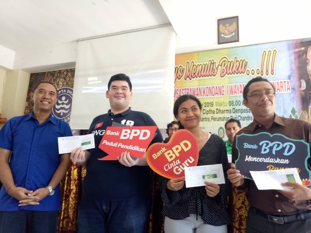 Dokumentasi dari - Pilar Publisher “Book Launching “  Mari Belajar Menabung Bersama Guru