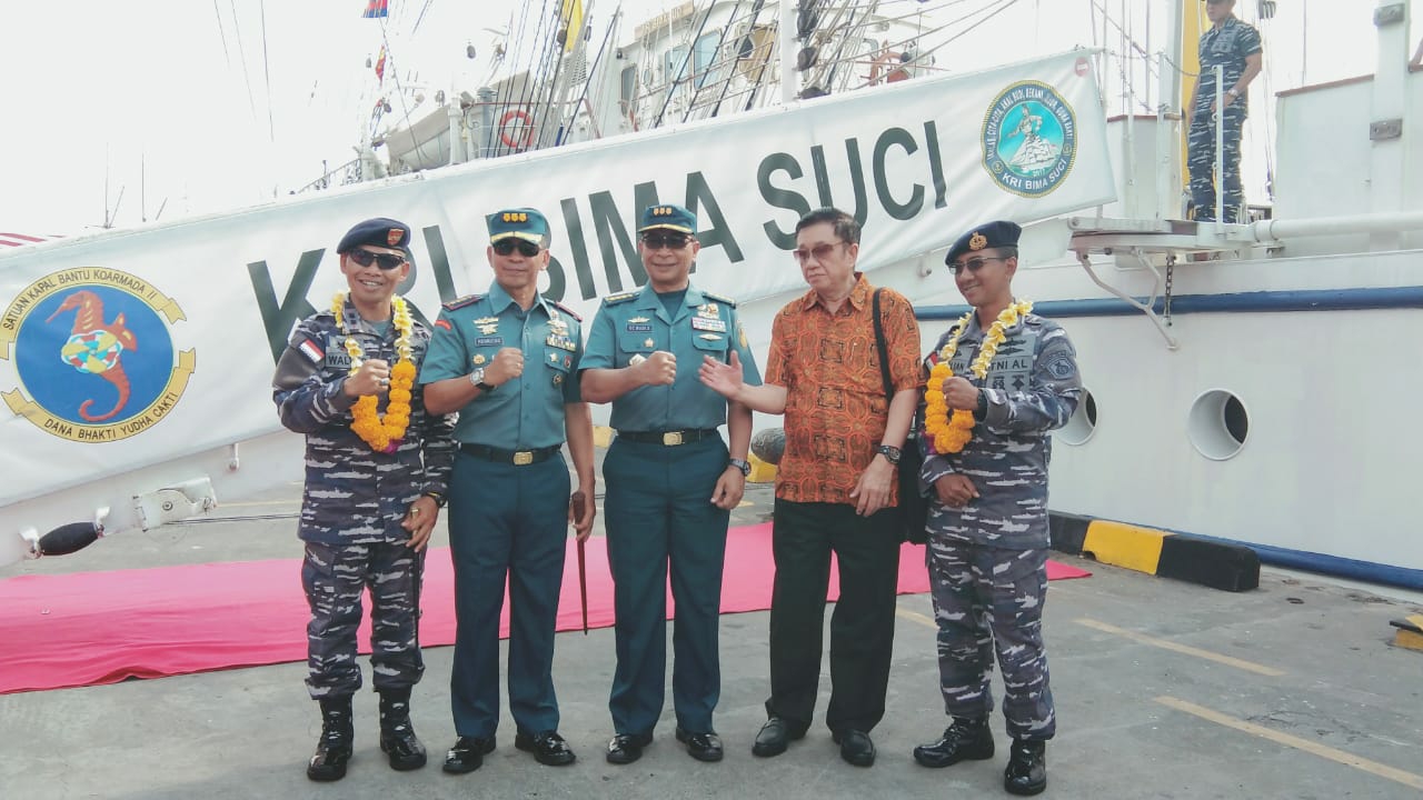 Dokumentasi dari - KRI Bima Suci - 945 Kini Merapat di Pelabuhan Benoa, Bali