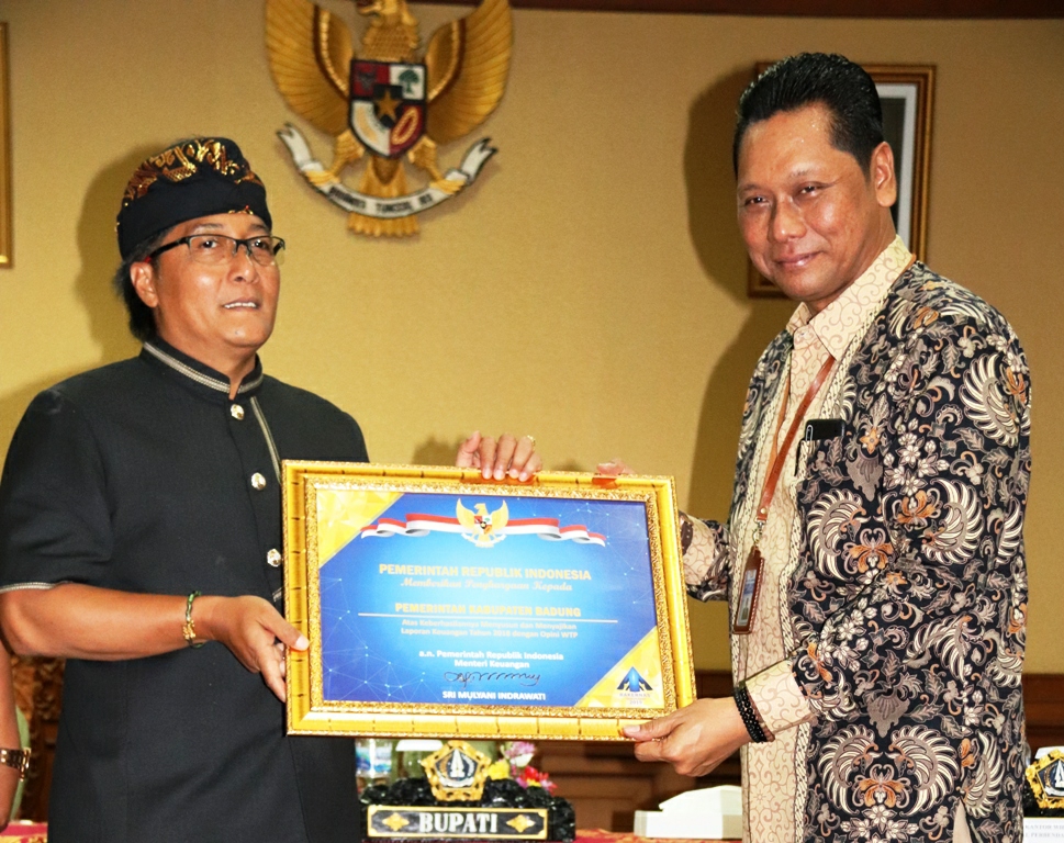 Dokumentasi dari - Badung Terima Penghargaan 5 Kali Berturut-turut dari Menteri Keuangan