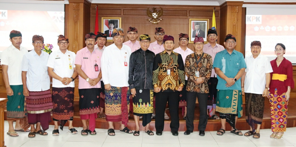 Dokumentasi dari - KPK Gelar Workshop Koneksi Host to Host PBB dan BPHTB
