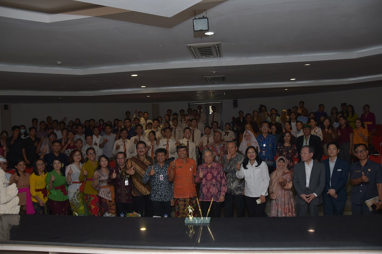Dokumentasi dari - Kedokteran Undiksha Bahas Pemanfaatan Teknologi Nuklir