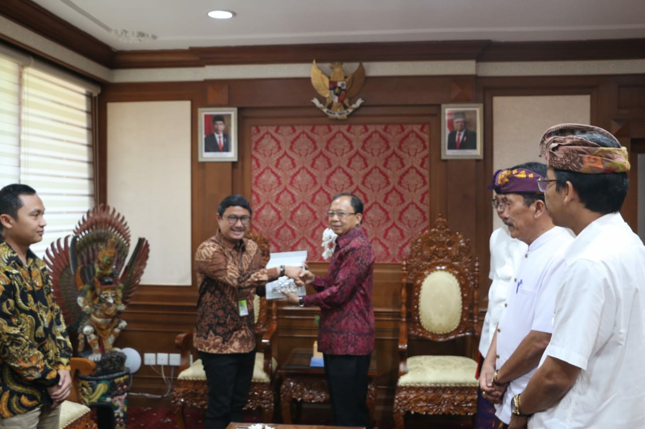 Dokumentasi dari - Gubernur Koster Minta Pasokan BBM di Bali Tetap Aman