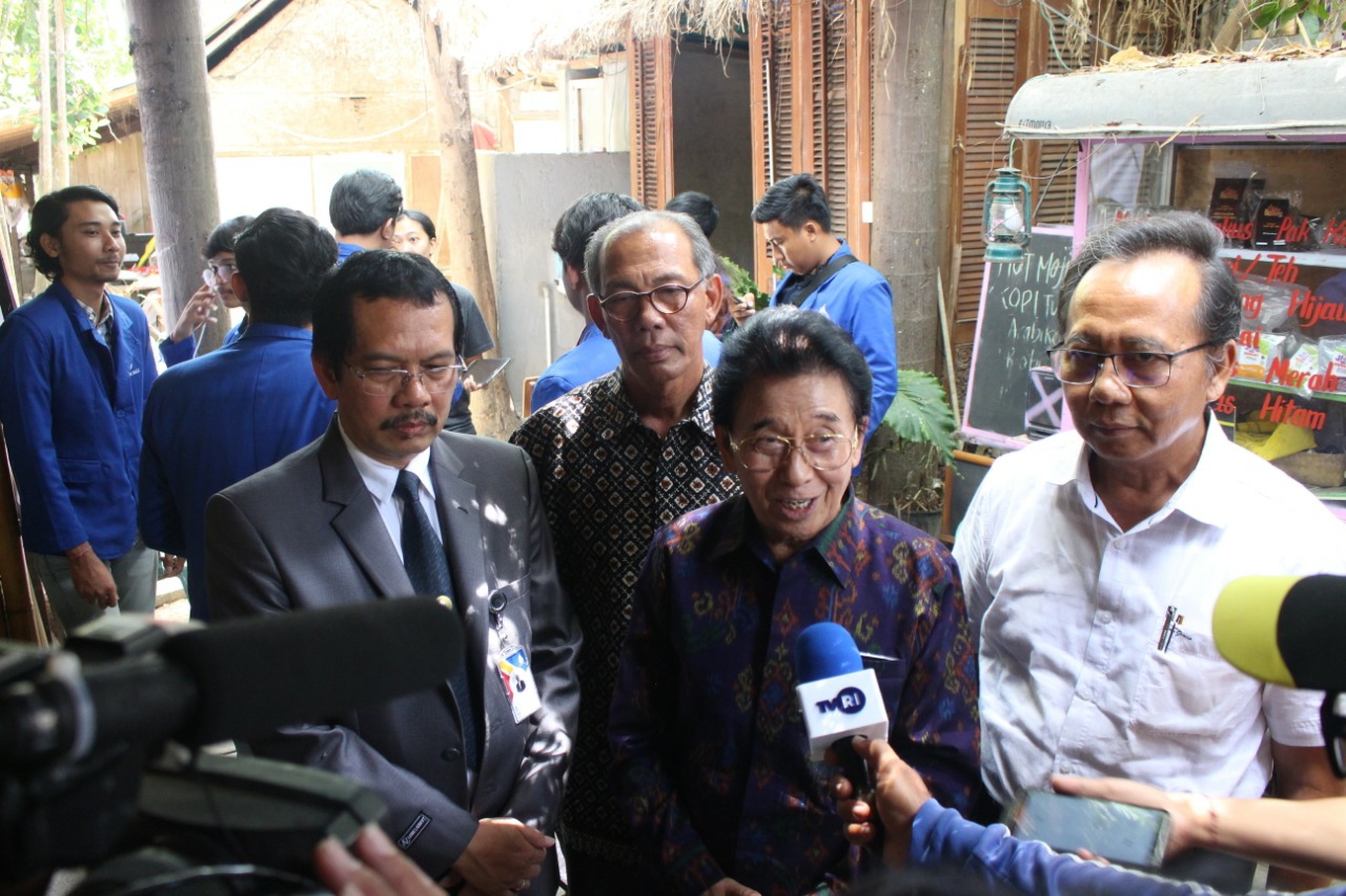 Dokumentasi dari - ITB STIKOM Bali akan Tempuh Jalur Hukum,  Tersebar Informasi SARA Rugikan Lembaganya