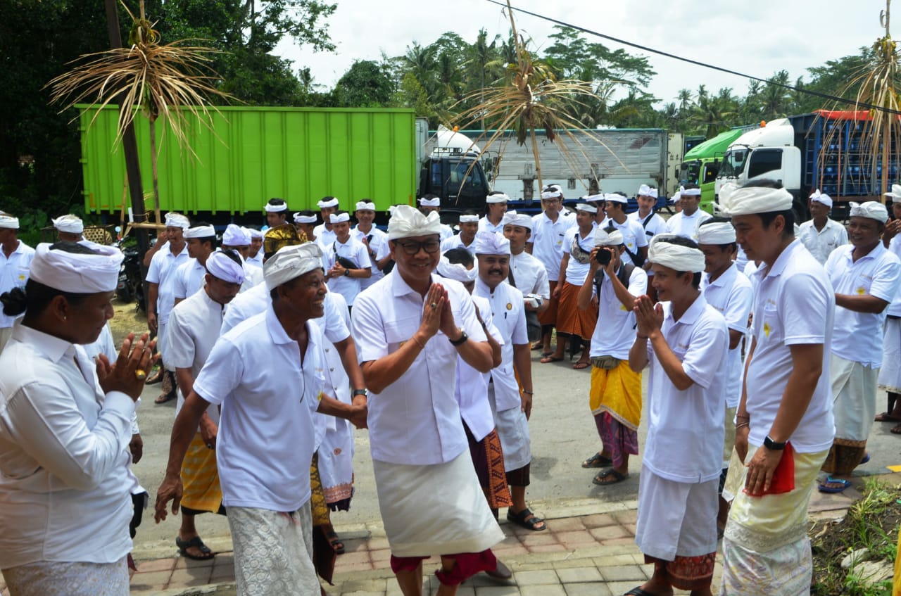Dokumentasi dari - Dipelaspas Balai Banjar Gumasih  Kecamatan Abiansemal