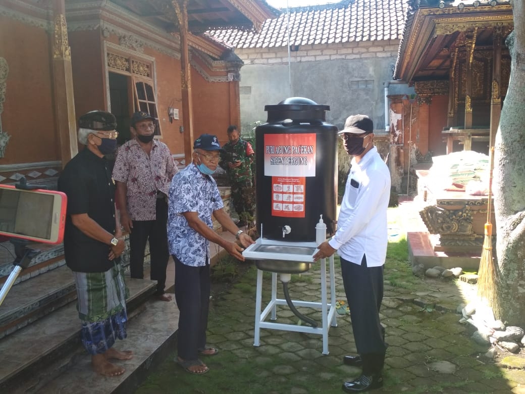 Dokumentasi dari - Pesemetonan Puri Agung Pacekan Saren Pergung, Mendoyo, Negara Gelar Aksi Sosial